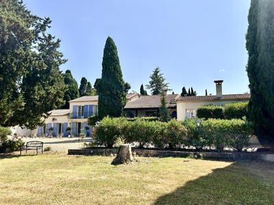 /international/fr/nimes-languedoc-roussillon-310101176378/?lang=zh-tw