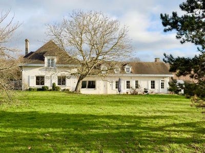 /international/fr/thoiry-ile-de-france-310108216782/