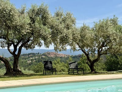 /international/fr/roussillon-hh-15832627-roussillon-burgundy-310100955780/