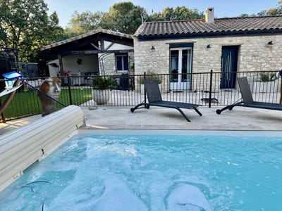 /international/fr/suze-la-rousse-rhone-310106084328/