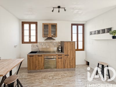 /international/fr/courlon-sur-yonne-burgundy-310106418601/