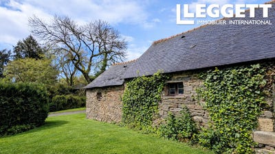 /international/fr/mael-carhaix-brittany-310107493165/