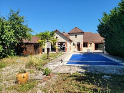 /international/fr/chatillon-sur-seine-burgundy-310108927819/