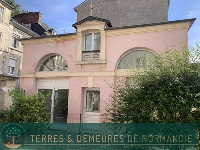 /international/fr/lisieux-la-basse-normandie-310109971726/