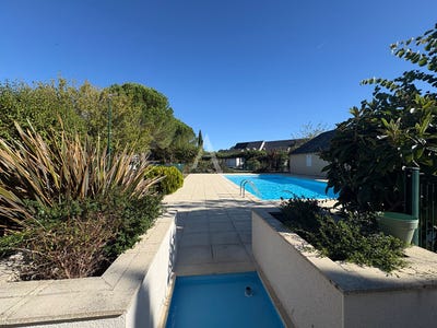 /international/fr/blois-centre-val-de-loire-310119962504/