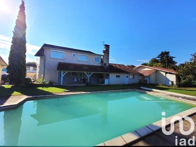 /international/fr/oloron-sainte-marie-aquitaine-310097675310/