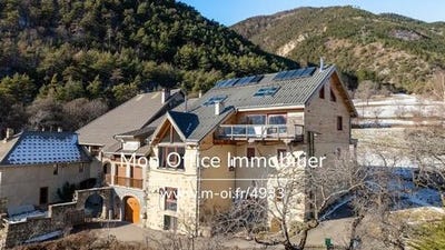 /international/fr/218-route-de-saint-thomas-reotier-provence-alpes-cote-d-azur-120097652239/