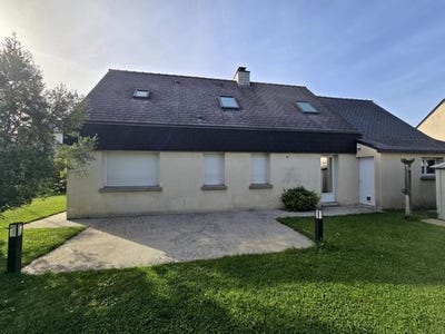 /international/fr/romille-brittany-310108405734/