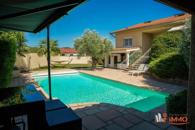 /international/fr/rive-de-gier-pays-de-la-loire-310102420637/
