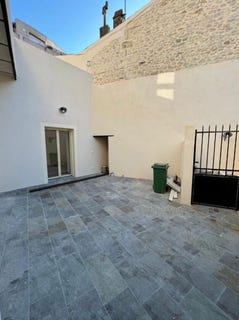 /international/fr/nimes-languedoc-roussillon-310110377988/