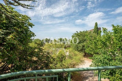 /international/fr/eguilles-provence-alpes-cote-d-azur-310100733106/?lang=it