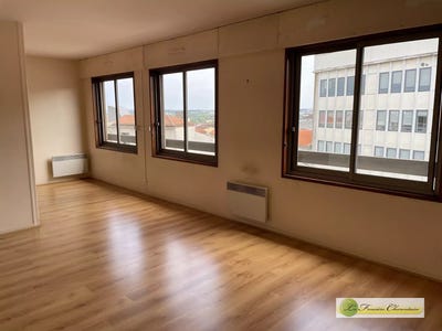 /international/fr/angouleme-charente-310105749601/