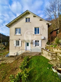 /international/fr/saint-chamant-auvergne-120089765292/?lang=zh-tw