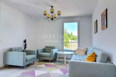 /international/fr/la-roquette-sur-siagne-provence-alpes-cote-d-azur-310108430190/
