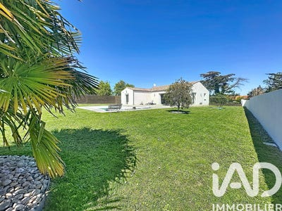 /international/fr/le-chateau-d-oleron-charente-310108004368/