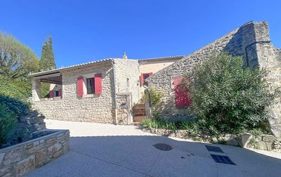 /international/fr/saint-restitut-rhone-310107068512/