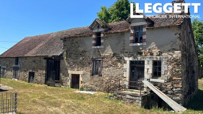 /international/fr/saint-paul-la-roche-aquitaine-310100989980/?lang=en