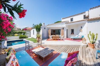 /international/fr/lecci-corsica-310100827566/?lang=zh-tw