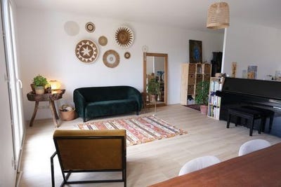 /international/fr/pujaut-languedoc-roussillon-310106833659/