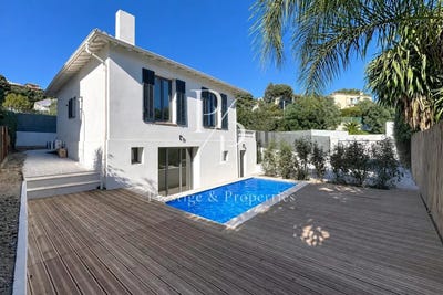 /international/fr/antibes-provence-alpes-cote-d-azur-310108454863/