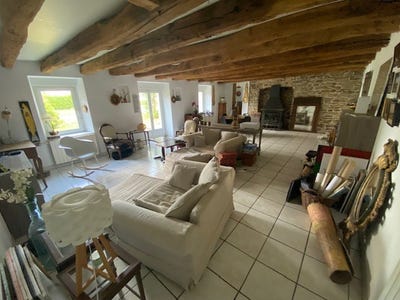 /international/fr/loudeac-brittany-310101443910/?lang=id