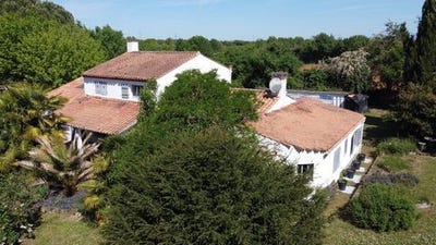 /international/fr/angles-pays-de-la-loire-310107621436/