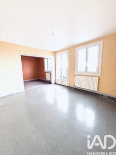 /international/fr/pierrefort-auvergne-310105651694/