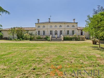 /international/fr/lamothe-landerron-aquitaine-310100546452/