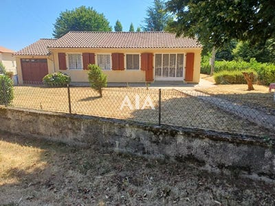 /international/fr/saint-pierre-d-exideuil-charente-310101207377/