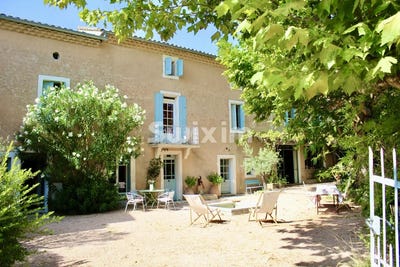/international/fr/valaurie-rhone-310106744890/?lang=it