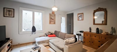 /international/fr/saint-gilles-burgundy-310107971682/