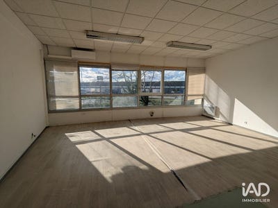 /international/fr/bruges-aquitaine-310105649858/