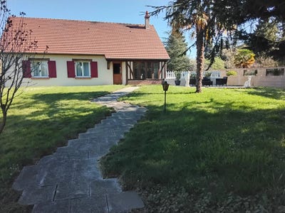 /international/fr/thesee-centre-val-de-loire-310100829035/?lang=en