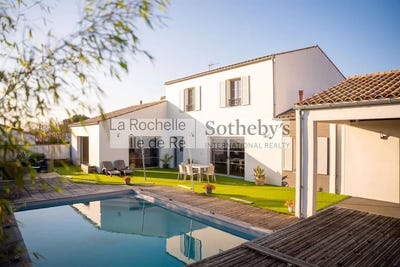 /international/fr/saint-rogatien-charente-310106199610/