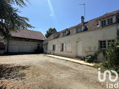 /international/fr/villeneuve-sur-yonne-burgundy-310100826304/