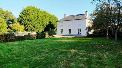 /international/fr/fougeres-brittany-310102989684/