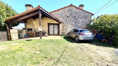 /international/fr/bas-en-basset-auvergne-310100992390/