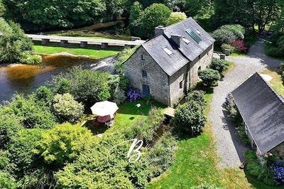 /international/fr/guingamp-brittany-310100904857/