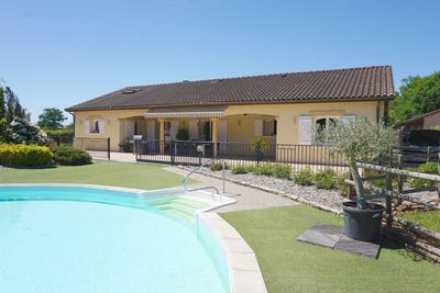 /international/fr/paray-le-monial-burgundy-310108677207/?lang=fr