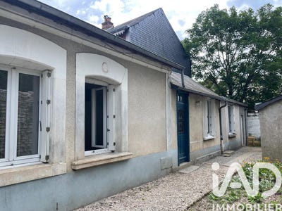 /international/fr/tours-centre-val-de-loire-310107766743/