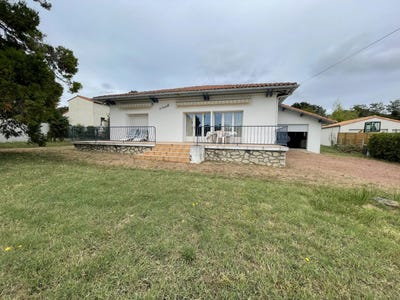 /international/fr/meschers-sur-gironde-charente-120094272027/