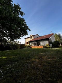 /international/fr/fontaine-le-comte-charente-310107622151/?lang=id