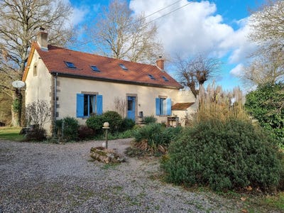 /international/fr/theneuille-auvergne-310107816809/