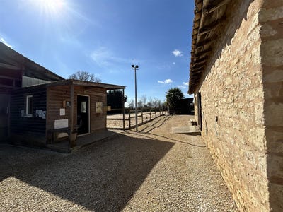 /international/fr/sanxay-charente-310101111043/?lang=it