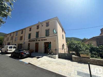 /international/fr/montbrun-les-bains-rhone-310103151385/