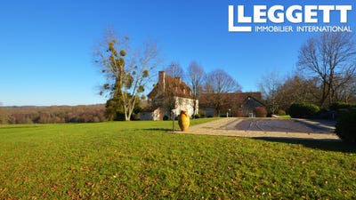 /international/fr/sarrazac-midi-pyrenees-310096772738/