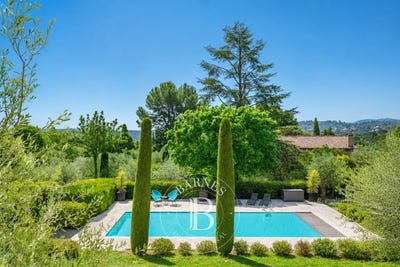 /international/fr/speracedes-provence-alpes-cote-d-azur-310107671113/