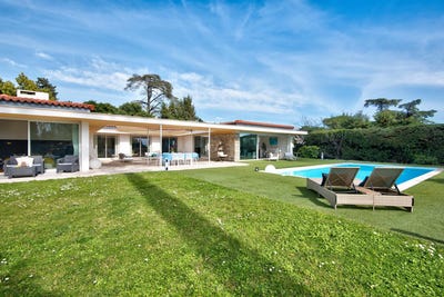 /international/fr/nice-provence-alpes-cote-d-azur-310101209385/