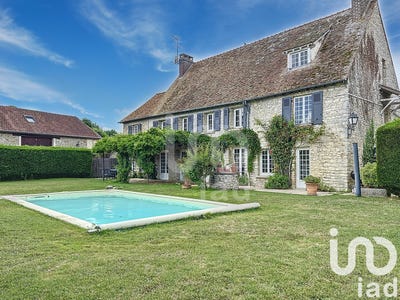 /international/fr/thoiry-ile-de-france-310101205272/