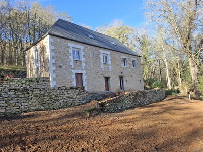 /international/fr/le-buisson-de-cadouin-aquitaine-310103998966/